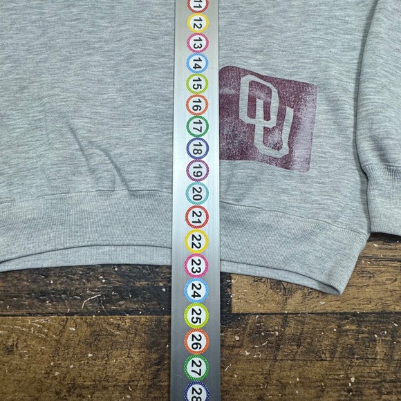 GEAR For Sports Oklahoma‎ Sooners Crewneck Sweatshirt Heather Gray OU Logo Women - Picture 4 of 6